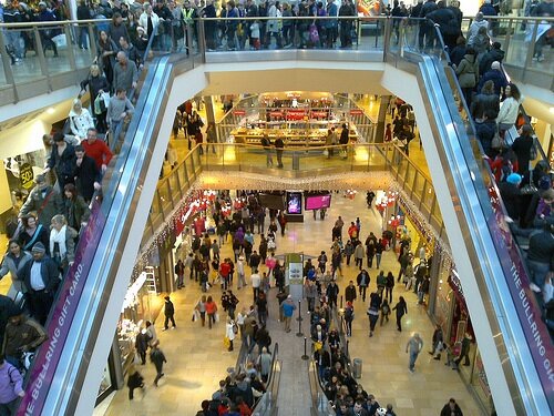 Christmas shoppers in mall.